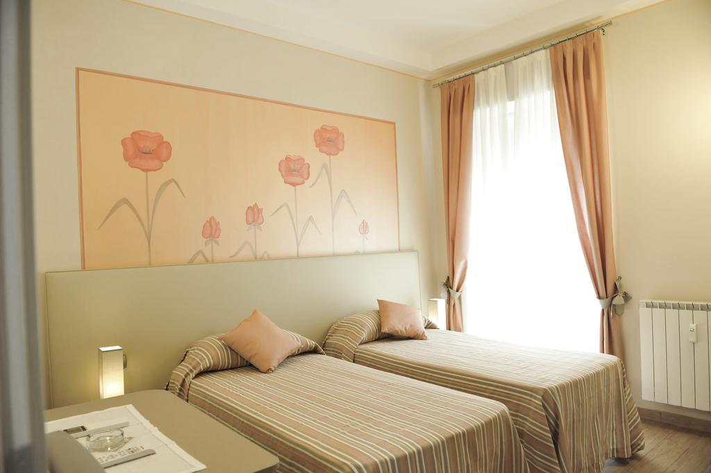 Hotel Abanyta *