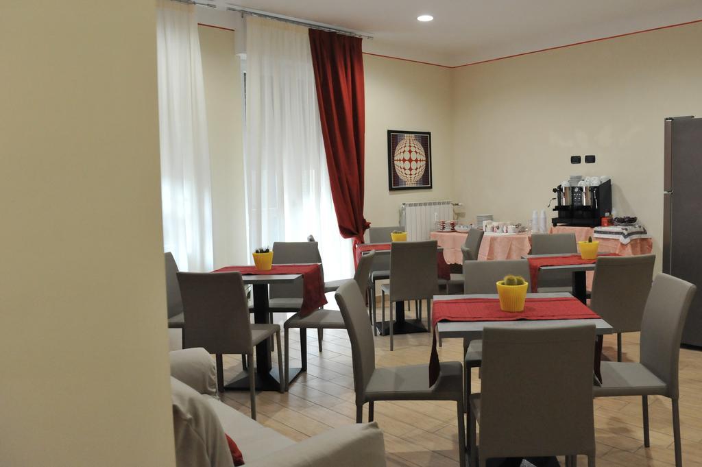 Abanyta Hotel *